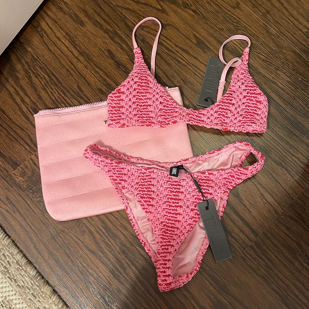 TRIANGL MAIA Pink and Red Crochet bikini set W/ Bag